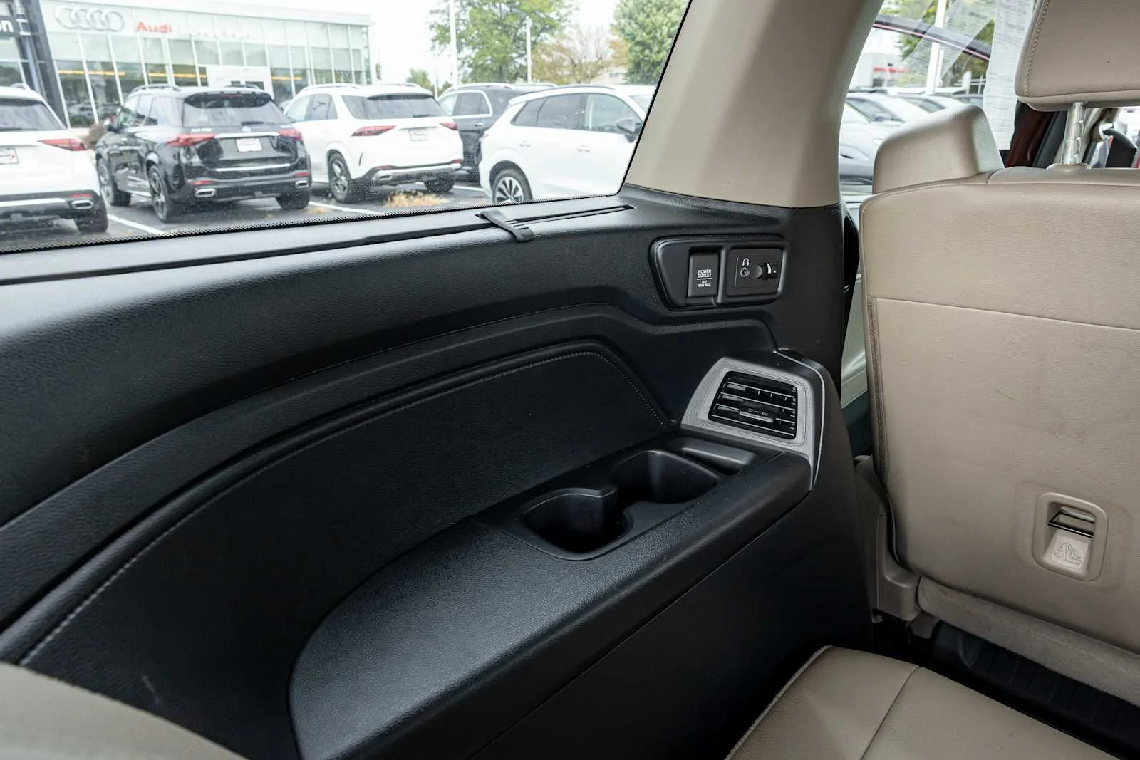 Used 2019 Deep Scarlet Pearl Honda Touring image 37