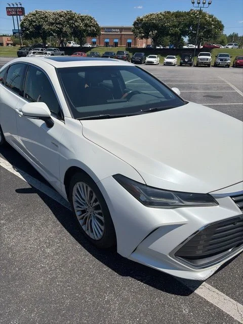 Used 2020 Beige Toyota Limited image 4