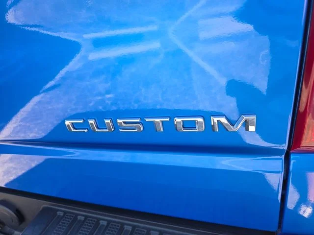 Used 2025 Blue Chevrolet Custom image 13