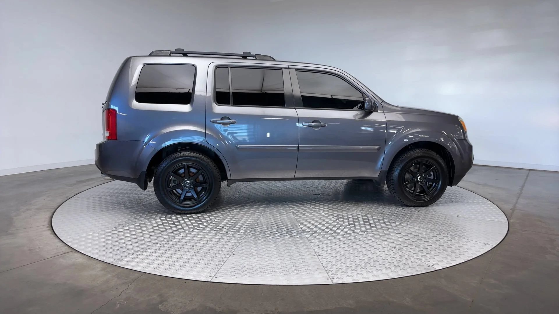 Used 2015 Modern Steel Metallic Honda EX-L image 9