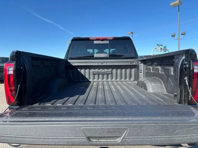 New 2026 Onyx Black GMC SLT image 20