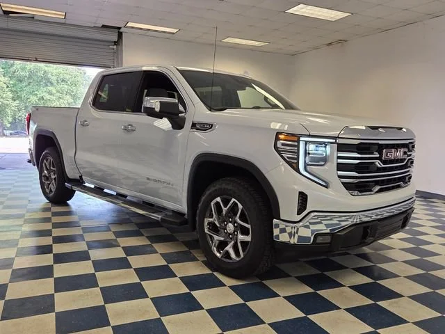 New 2026 Glacier White Tricoat GMC SLT image 1
