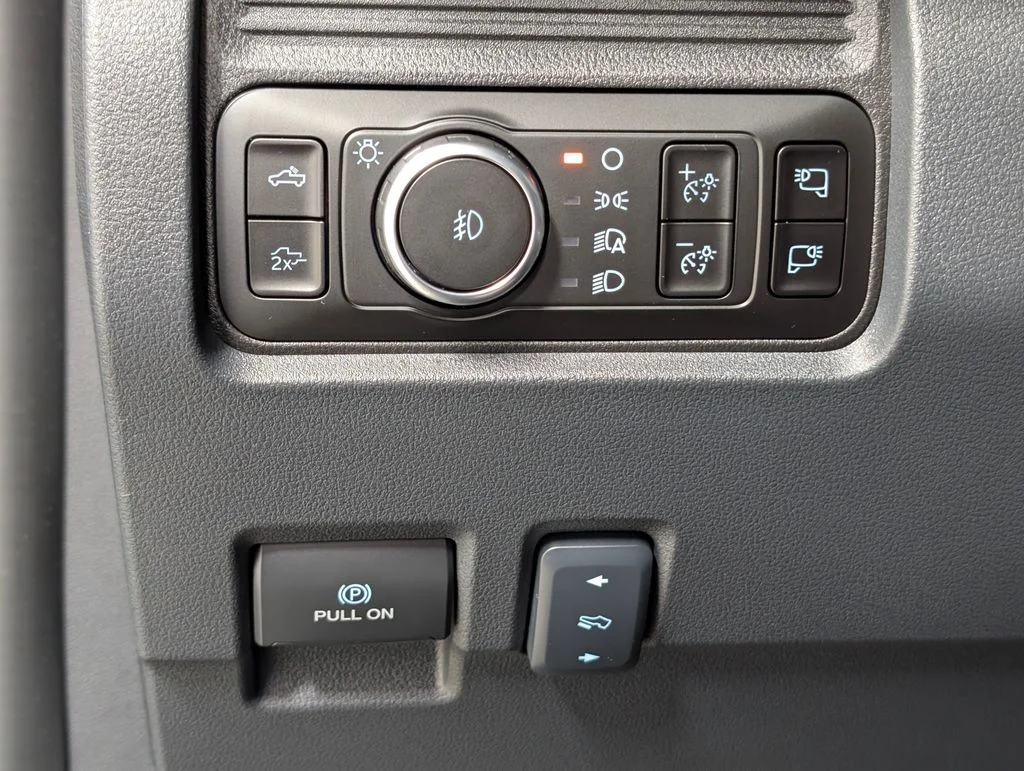 New 2026 Carbonized Gray Metallic Ford F-250® Lariat® image 14
