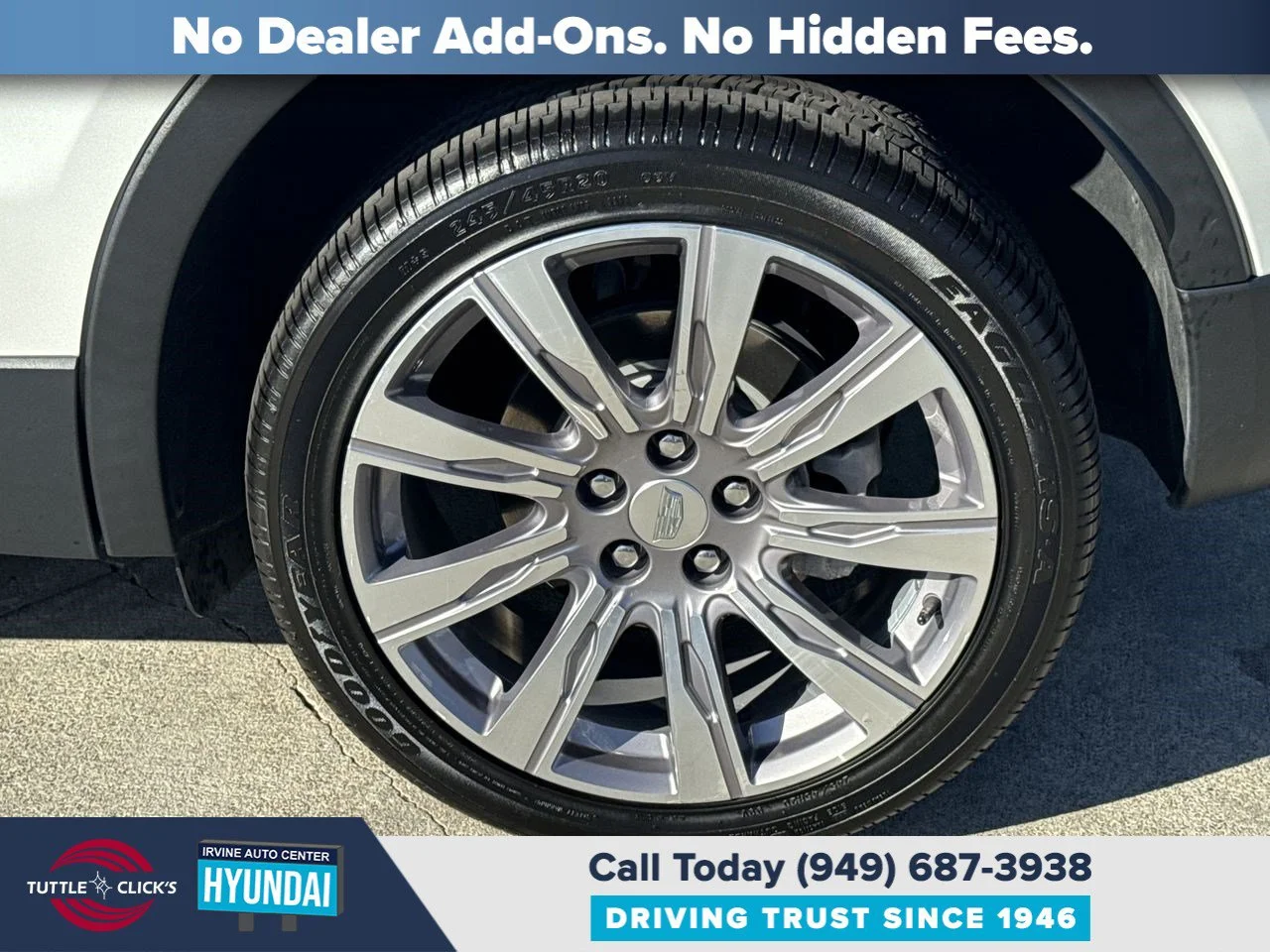 Used 2020 CRYSTAL WHITE TRI CADILLAC TRUCK AWD PREMIUM LUXUR image 19