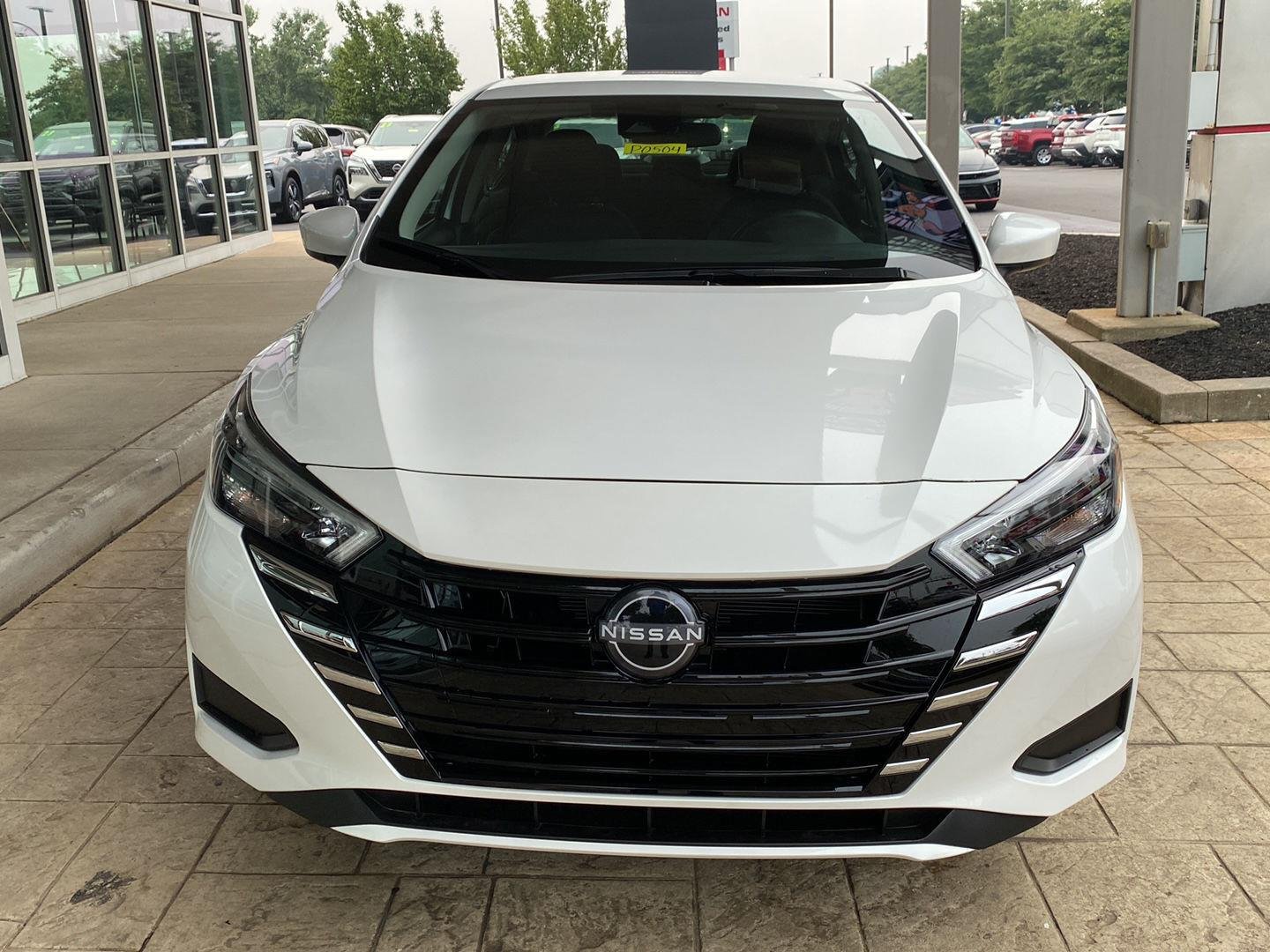 Certified Used 2025 Aspen White Tricoat Nissan SV image 2