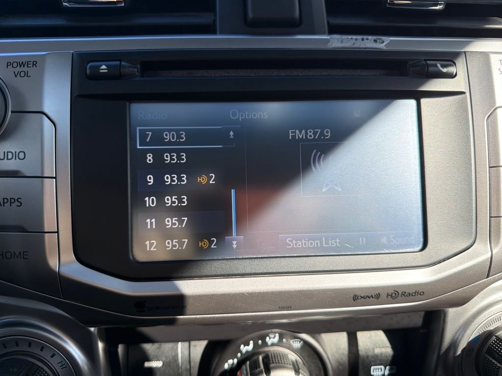 Used 2018 Midnight Black Metallic Toyota SR5 Premium image 19