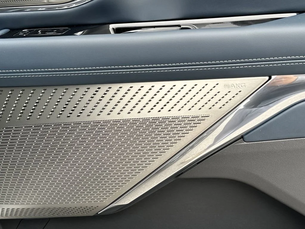 2026 Cadillac Escalade IQL Premium Sport - Photo 33