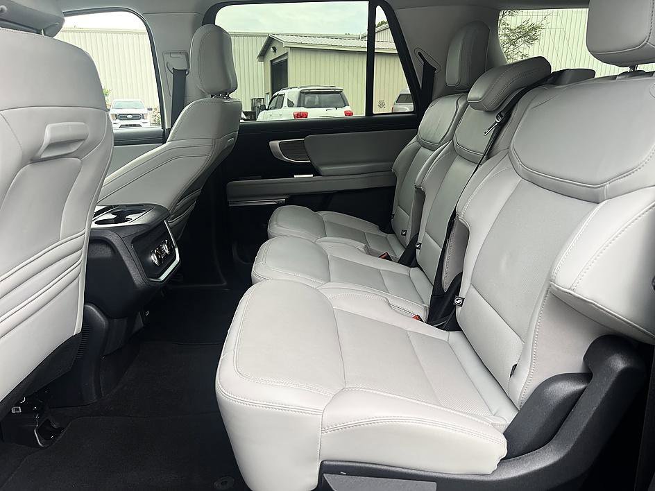Used 2025 Black Metallic Ford Platinum image 12