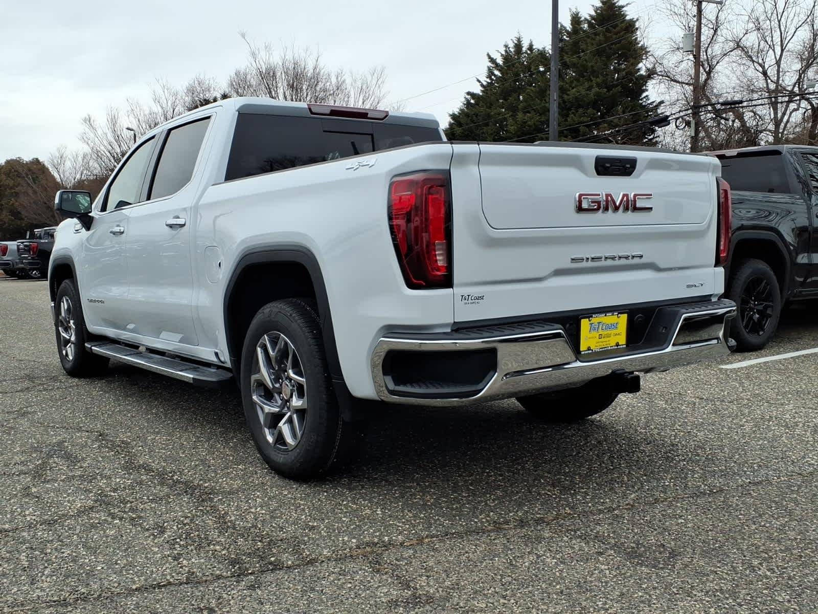 New 2026 Glacier White Tricoat GMC SLT image 6