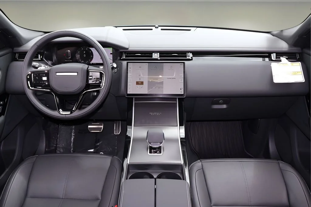 New 2026 Fuji White Land Rover  image 12
