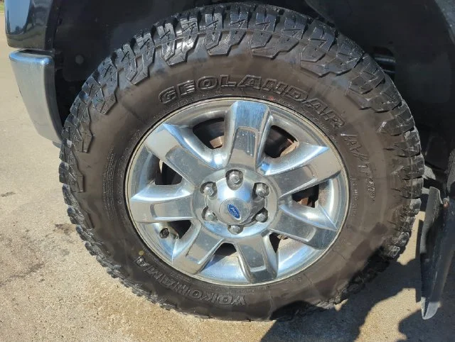 Used 2013 Black Ford XLT image 12
