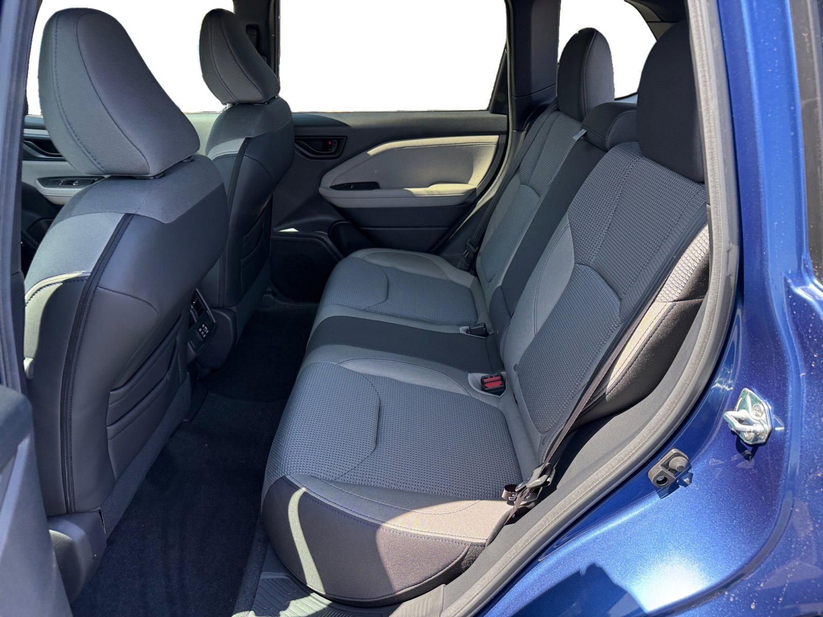 New 2026 DAYBREAK BLUE PEARL Subaru Premium image 16