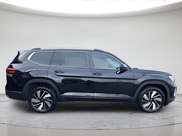 New 2025 Black Volkswagen 2.0T SEL image 2