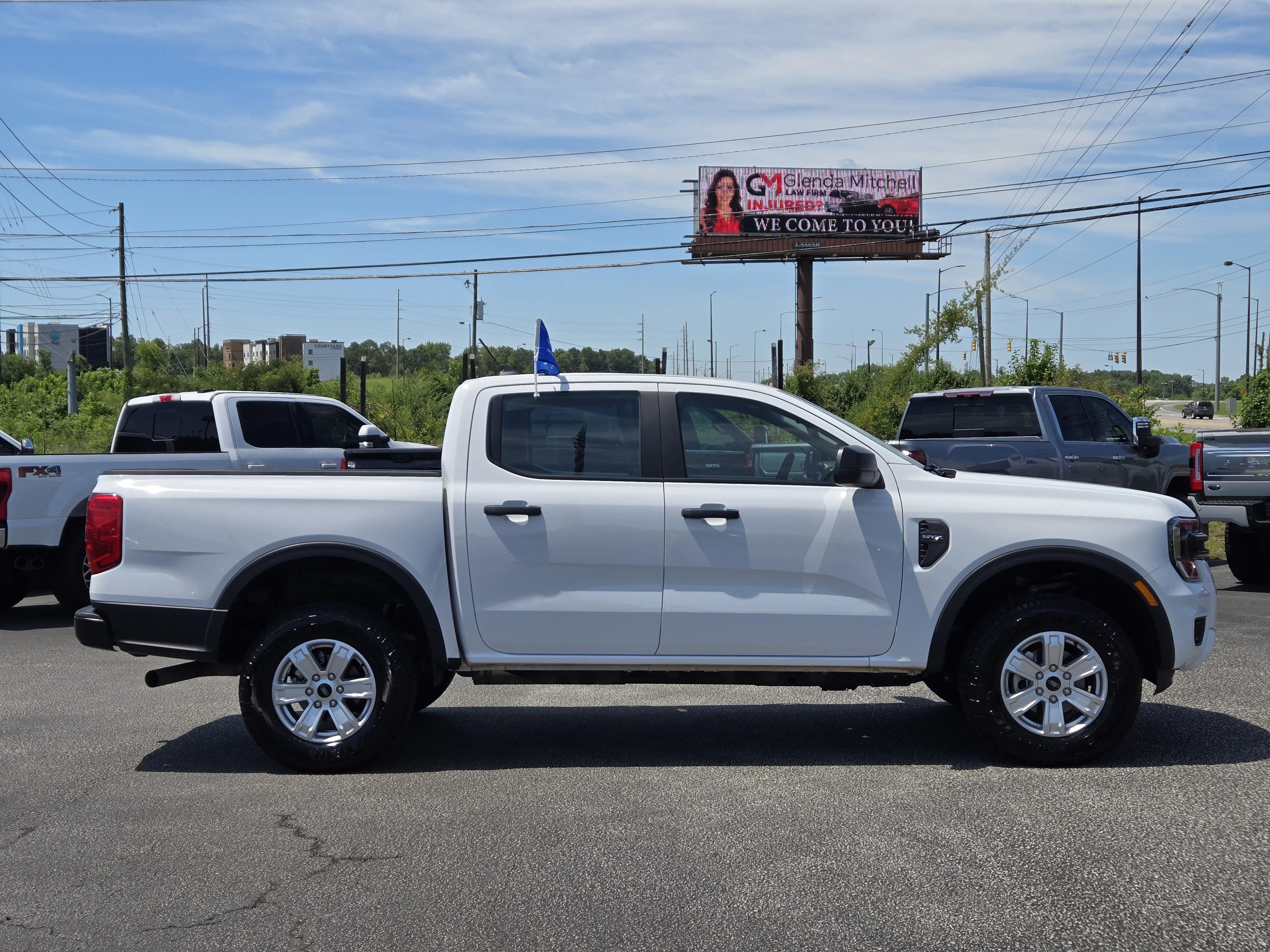 Used 2025 Oxford White Ford XL image 7