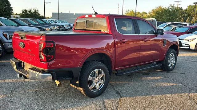 Used 2025 Red Ford Lariat image 27