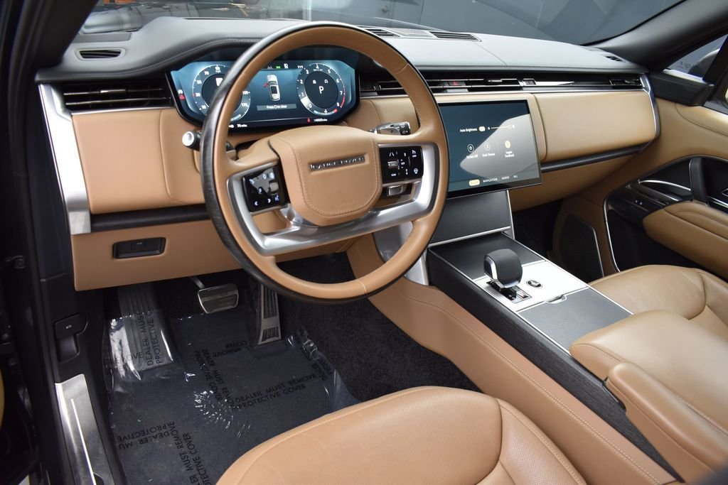 Used 2024 Black Land Rover Autobiography image 22