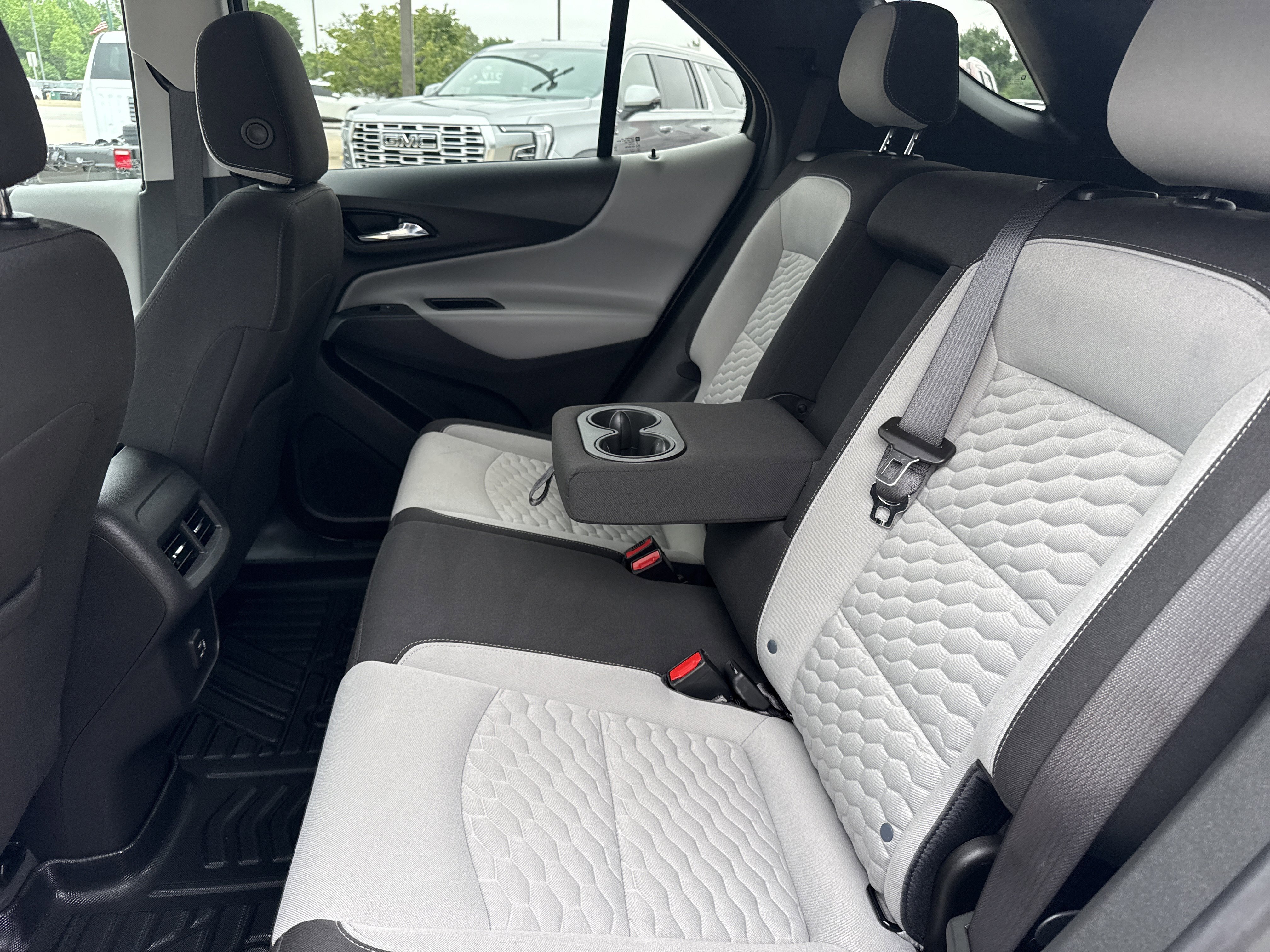Used 2021 SUMMIT WHITE Chevrolet LS image 6