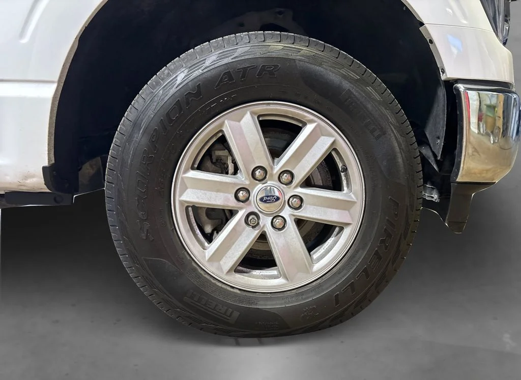 Certified Used 2023 White Ford XLT image 21
