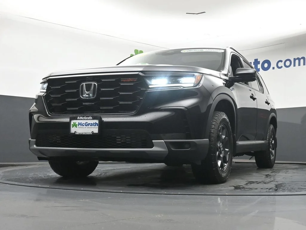Used 2025 Black Honda TrailSport image 7