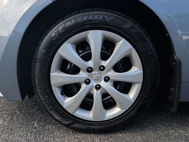 Certified Used 2025 Gray Toyota LE image 10