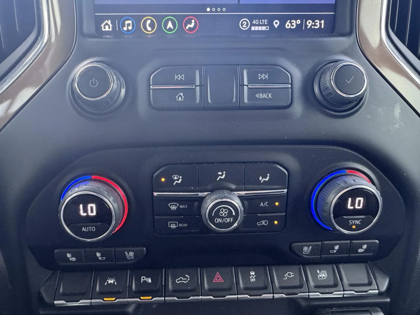 Used 2022 Black Chevrolet High Country image 18