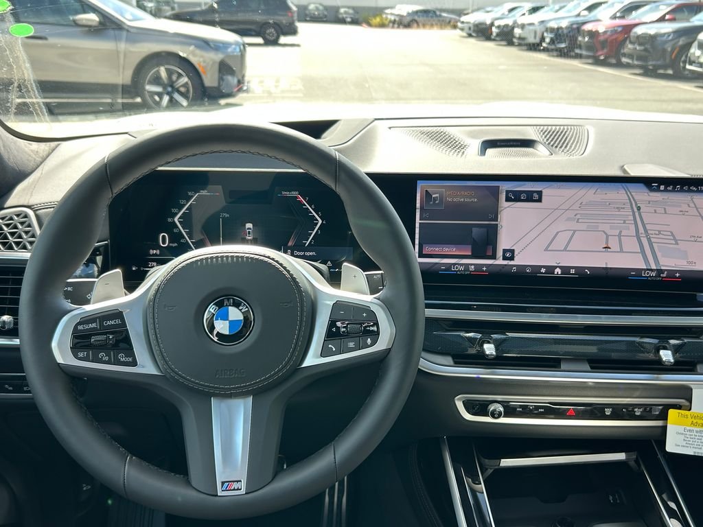 New 2027 Mineral White Metallic BMW xDrive40i image 17