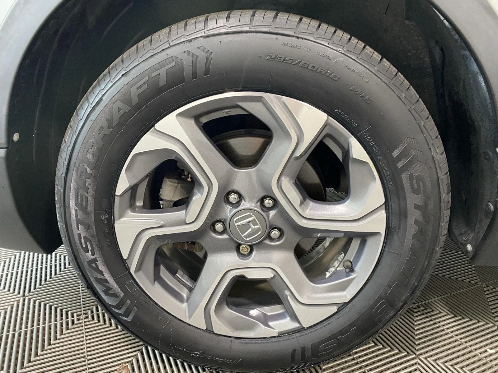 Used 2019 Lunar Silver Metallic Honda EX-L image 10