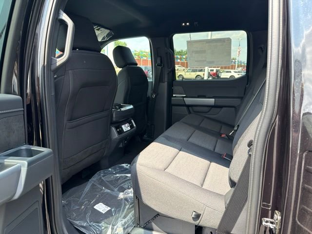 New 2026 Agate Black Metallic Ford XLT image 11