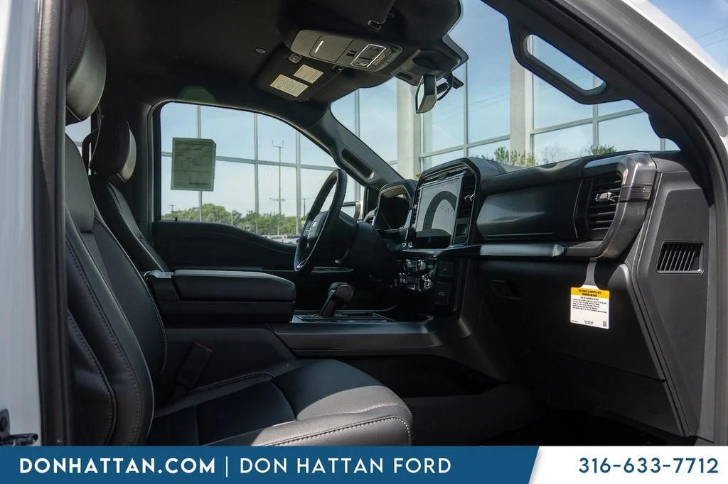 New 2026 Oxford White Ford Lariat® image 22