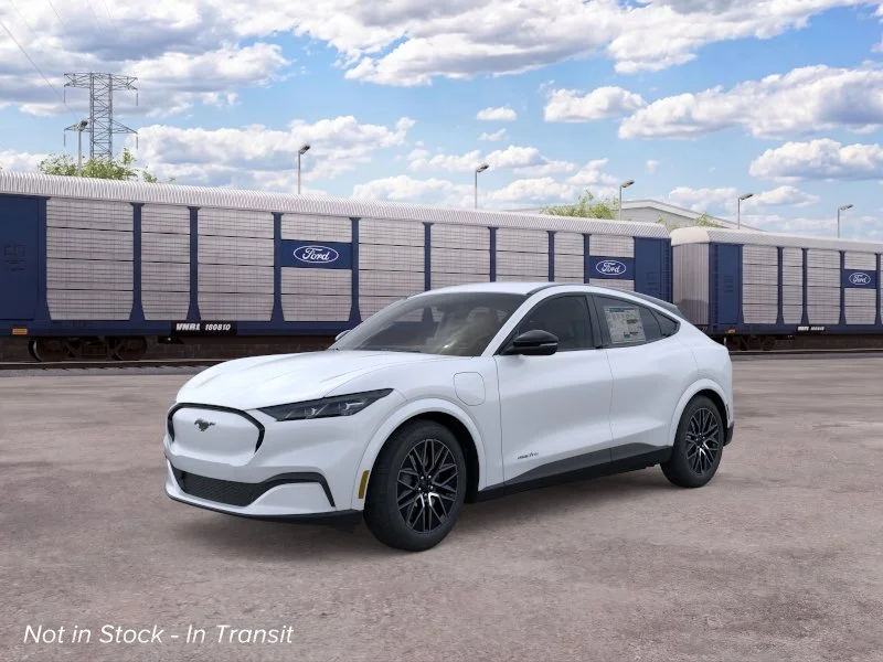 New 2026 Star White Metallic Tri-coat Ford Premium image 23