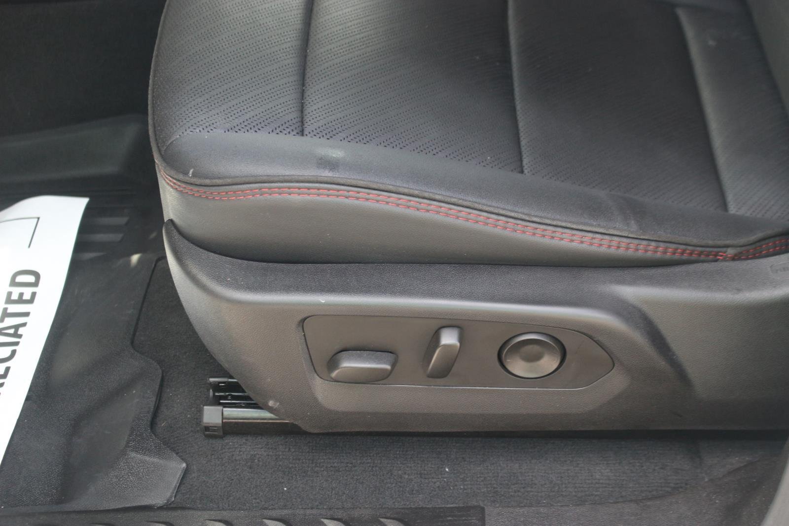Used 2024 Summit White GMC AT4X image 20