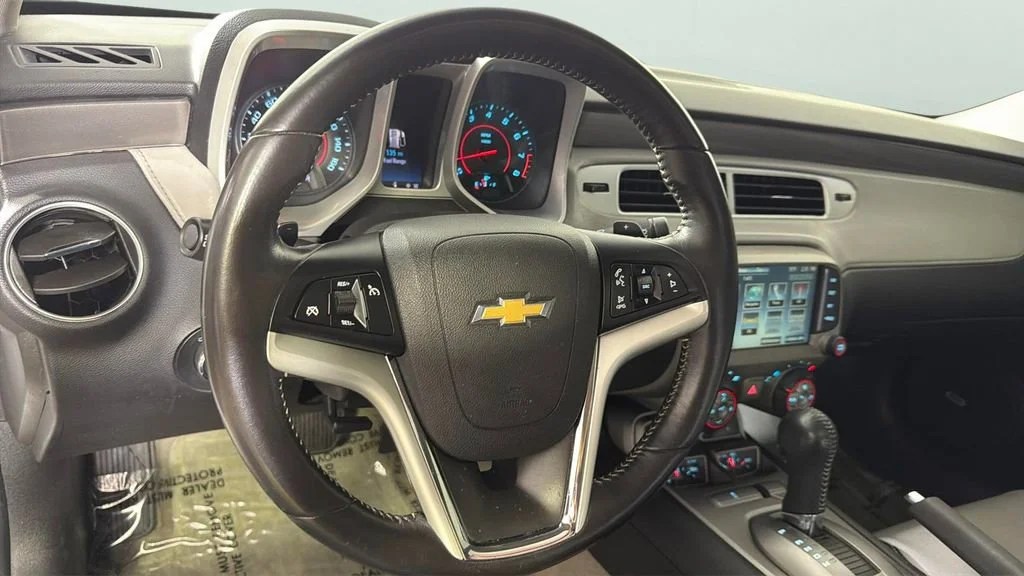 Used 2014 Summit White Chevrolet LT image 25