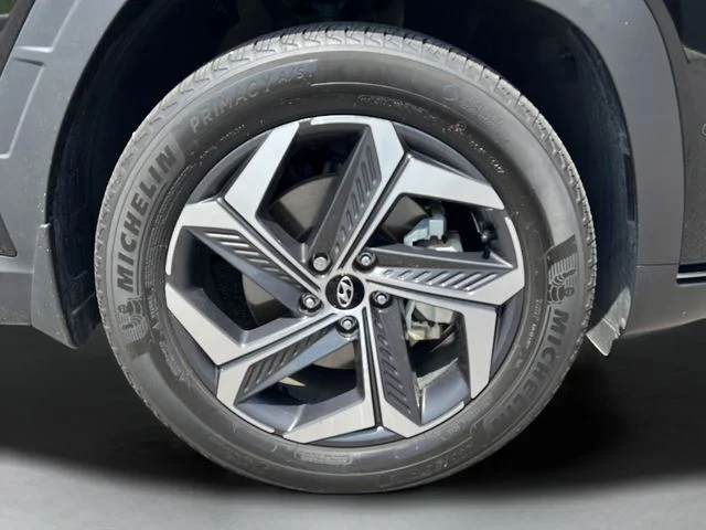 Used 2024 Black Hyundai Limited image 26