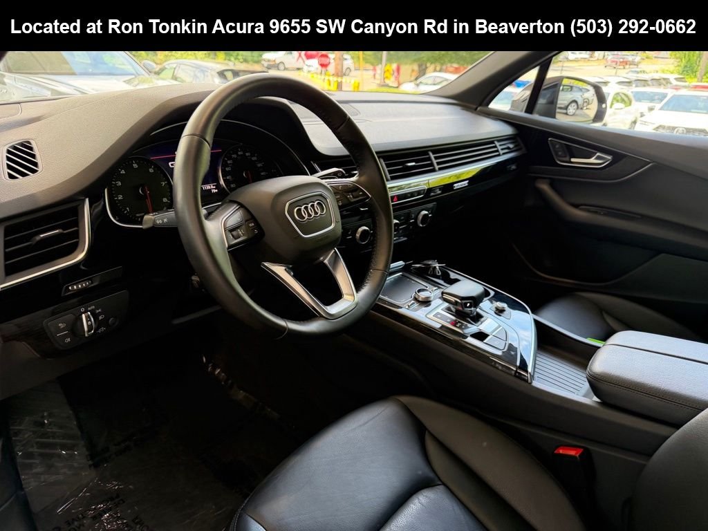 Used 2019 Night Black Audi 55 Premium image 17