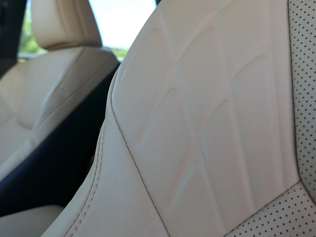 Used 2024 Eminent White Pearl Lexus Premium image 12