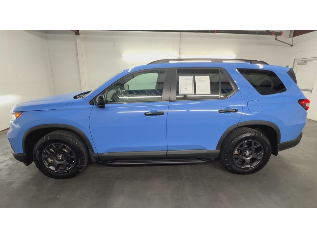 Used 2025 Diffused Sky Pearl Honda TrailSport image 5
