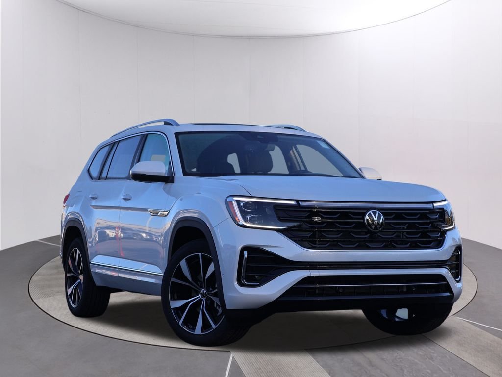 2026 Volkswagen Atlas SEL Premium R-Line photo 2
