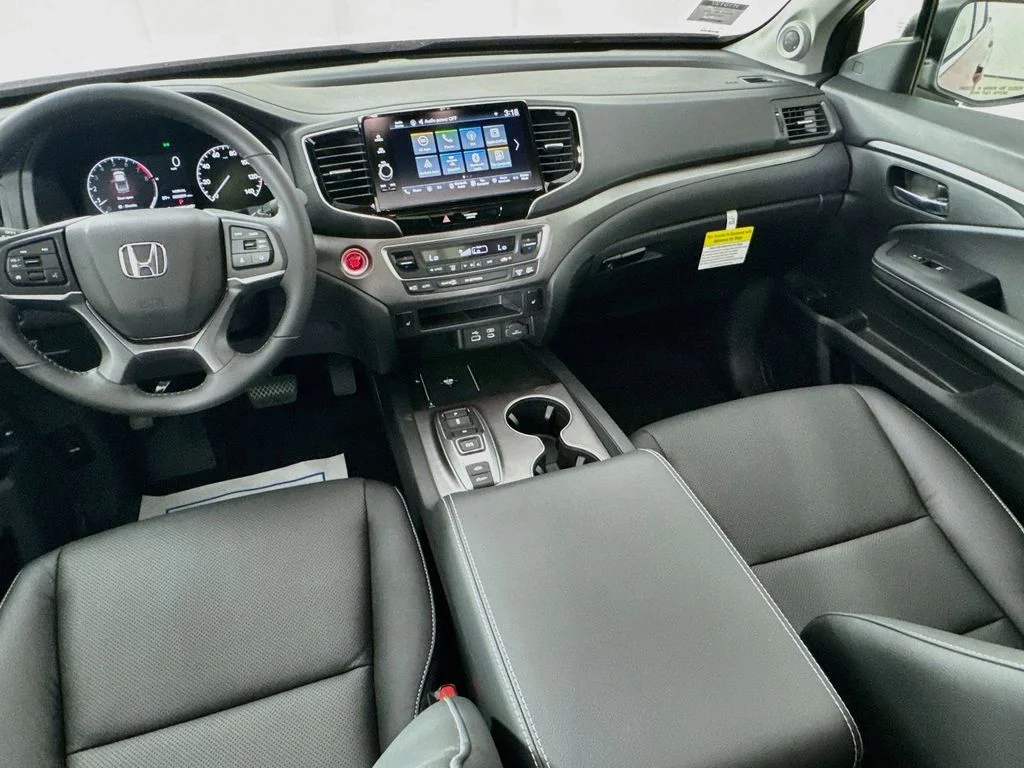 New 2026 Radiant Red Metallic II Honda RTL image 27