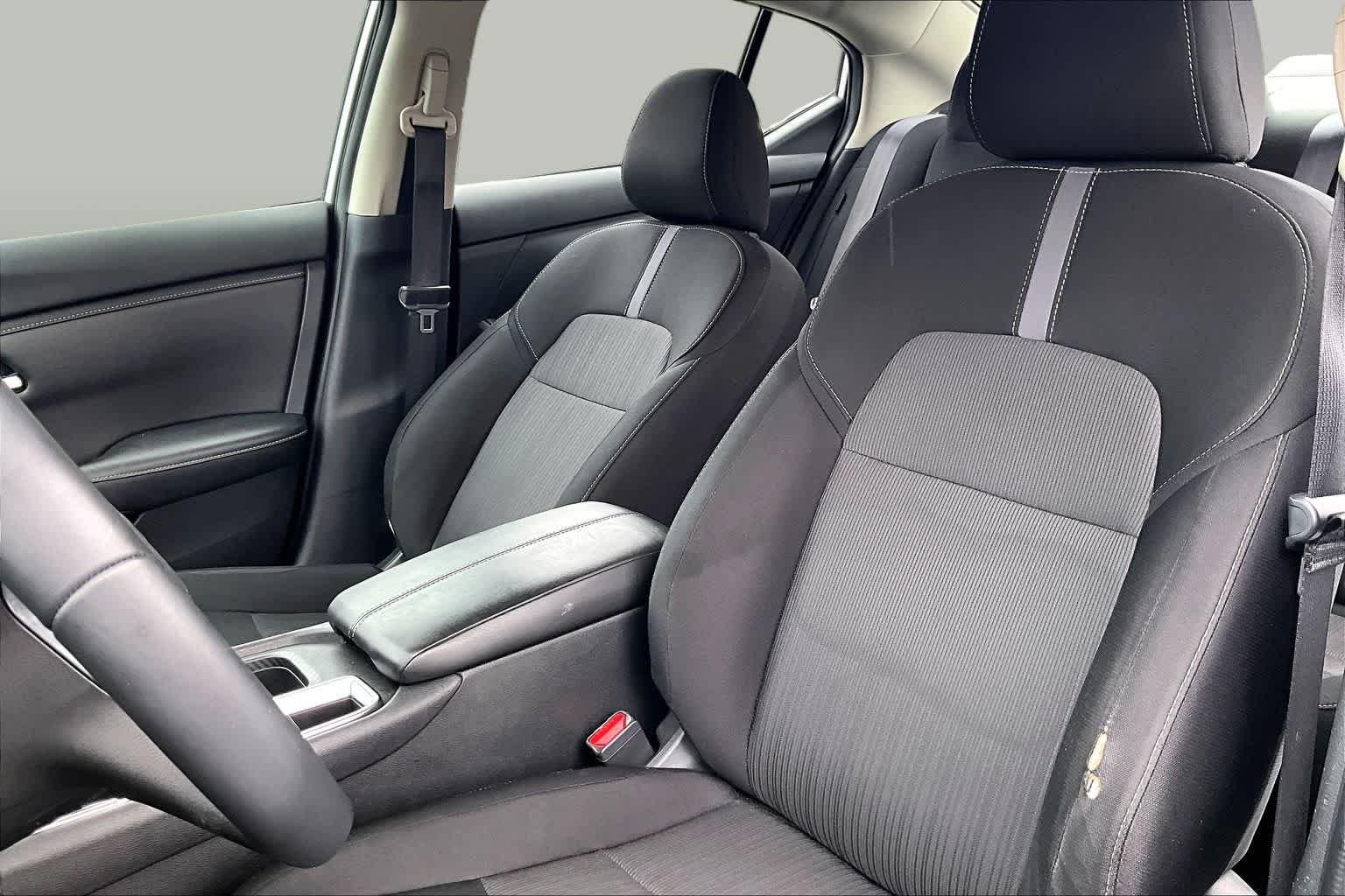 Used 2022 Brilliant Silver Metallic Nissan SV image 8
