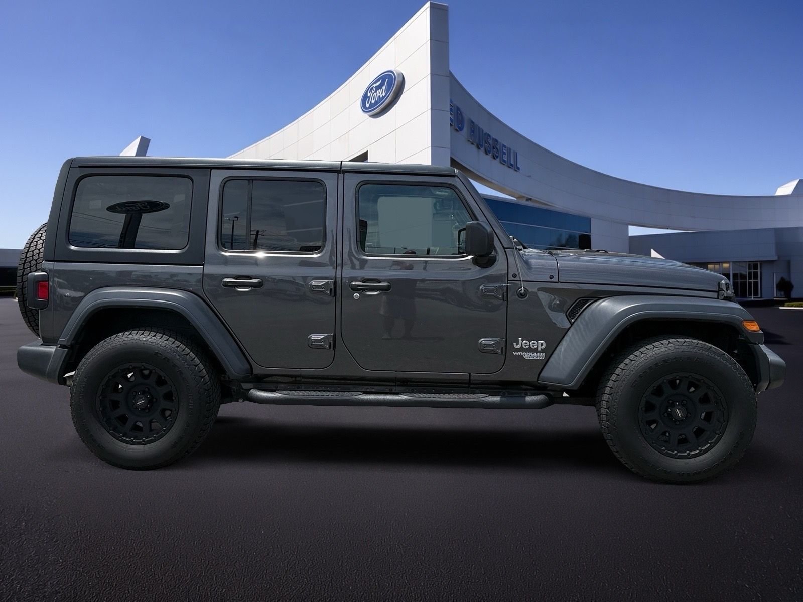 Used 2018 Crystal Metallic Jeep Unlimited Sport S image 7