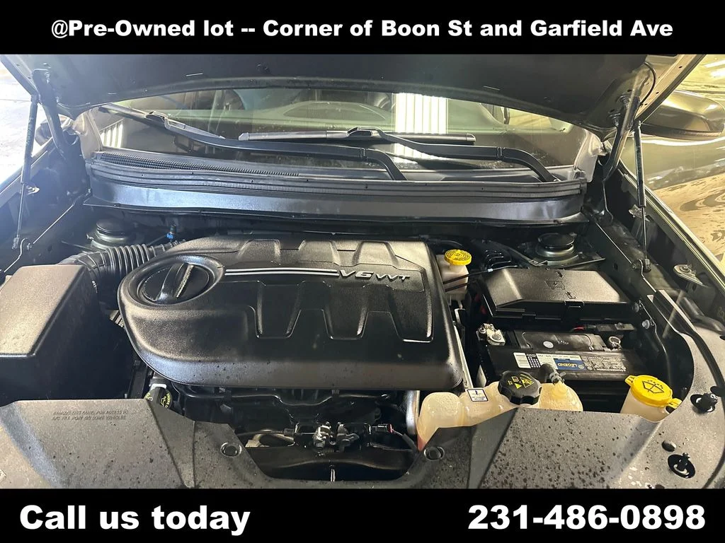 Used 2019 Green Jeep Limited image 10