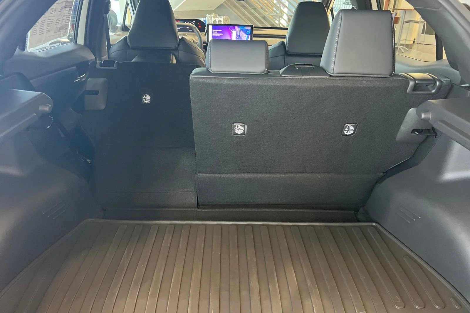 New 2026 White Subaru Premium image 14