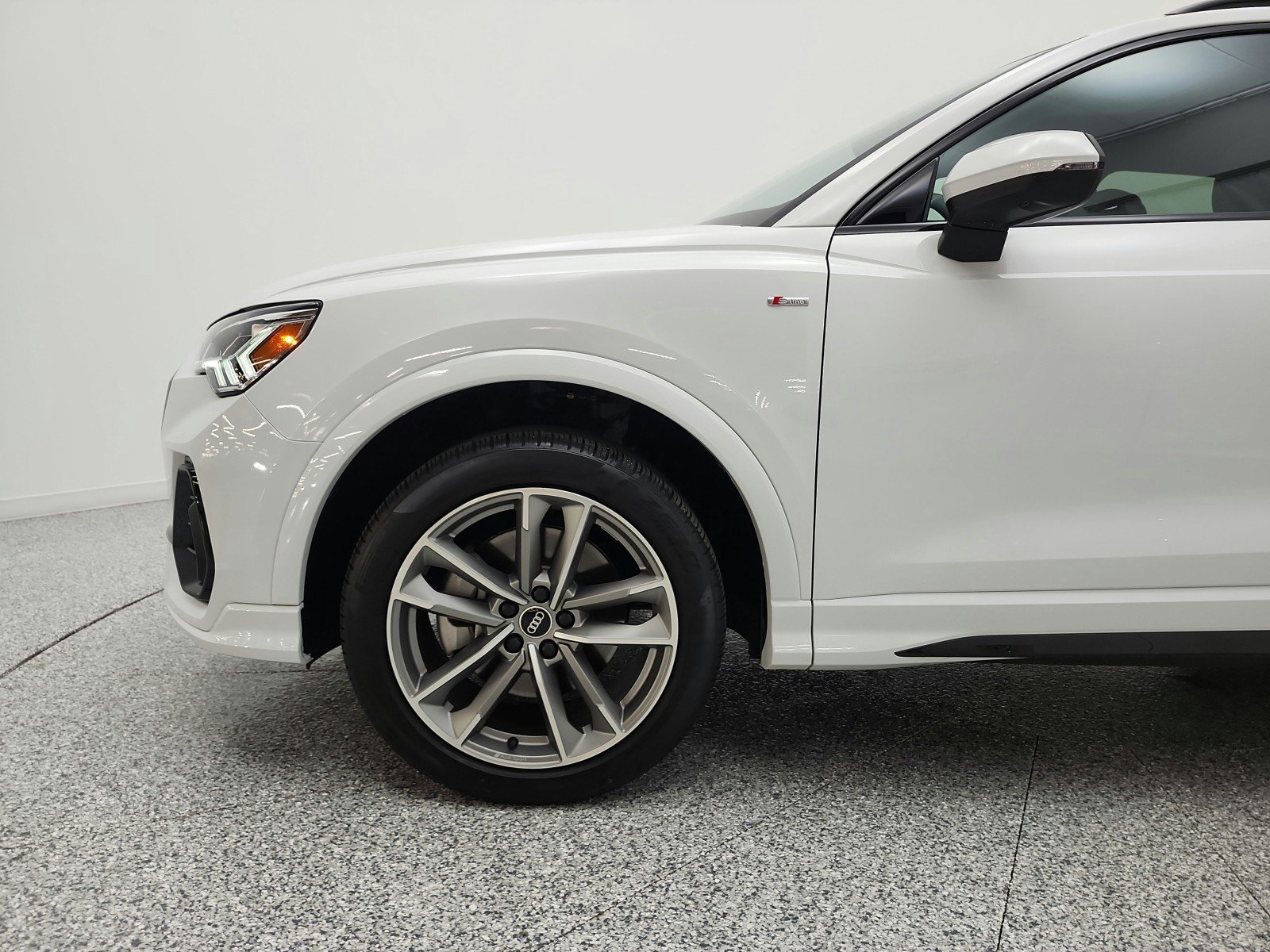 Used 2023 Glacier White Metallic Audi S line Premium Plus 45 TFSI quattro image 38