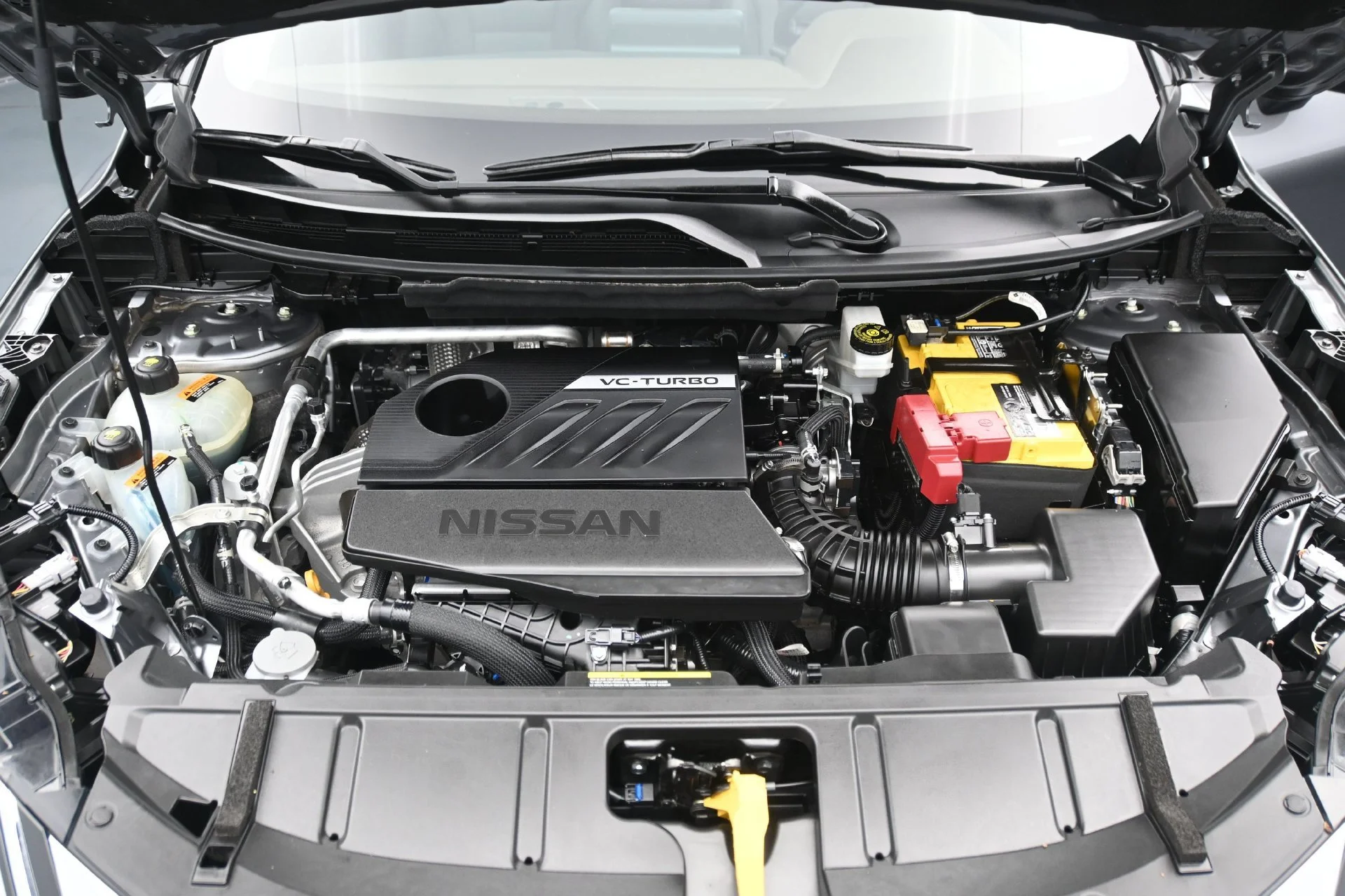 Used 2023 Gun Metallic Nissan SV image 32