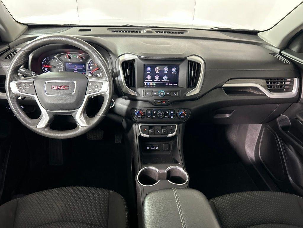 Used 2023 Summit White GMC SLE image 26
