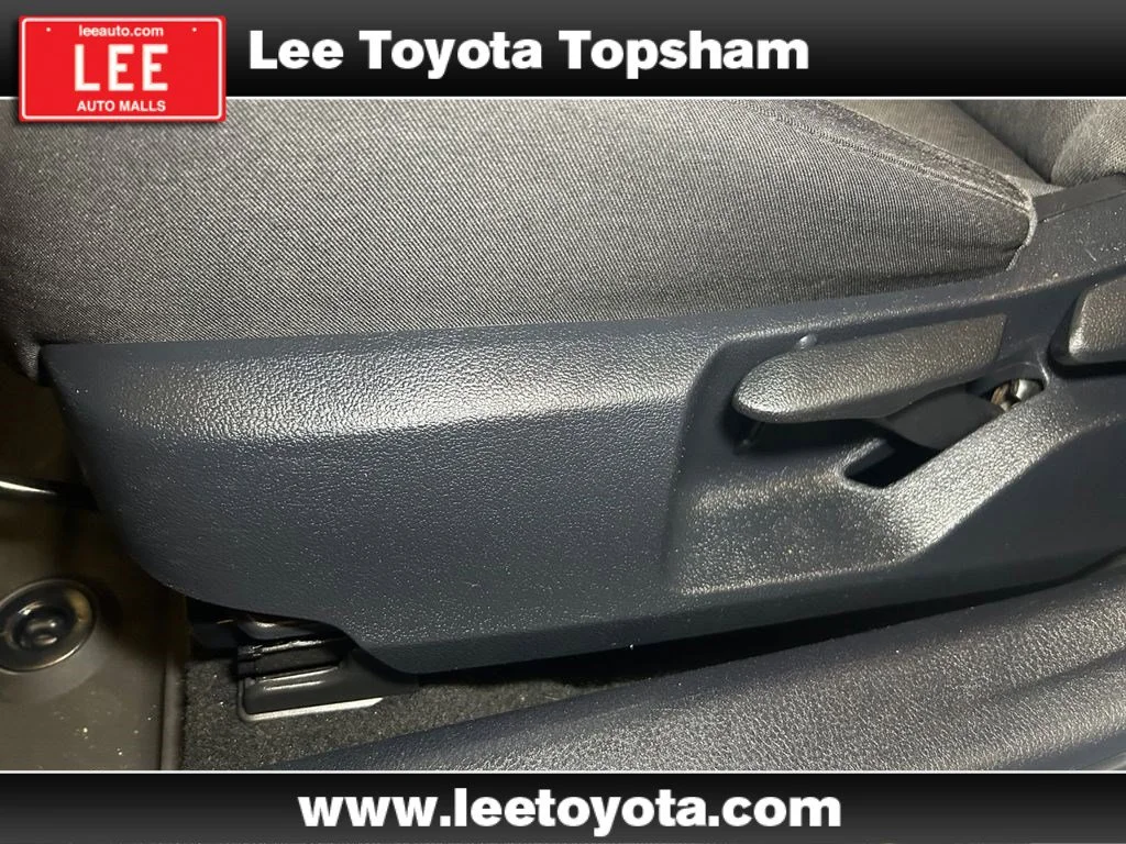 Used 2025 Ice Toyota LE image 20