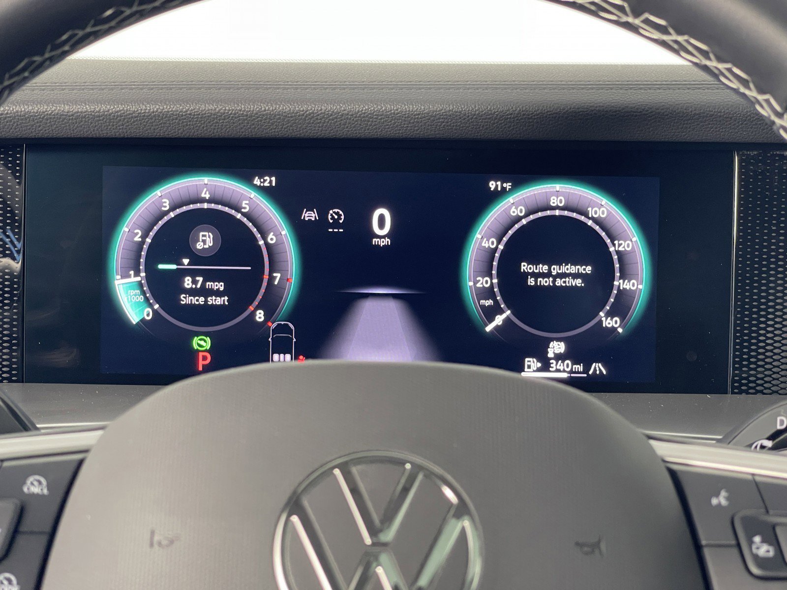 2025 Volkswagen Tiguan SE - Photo 25