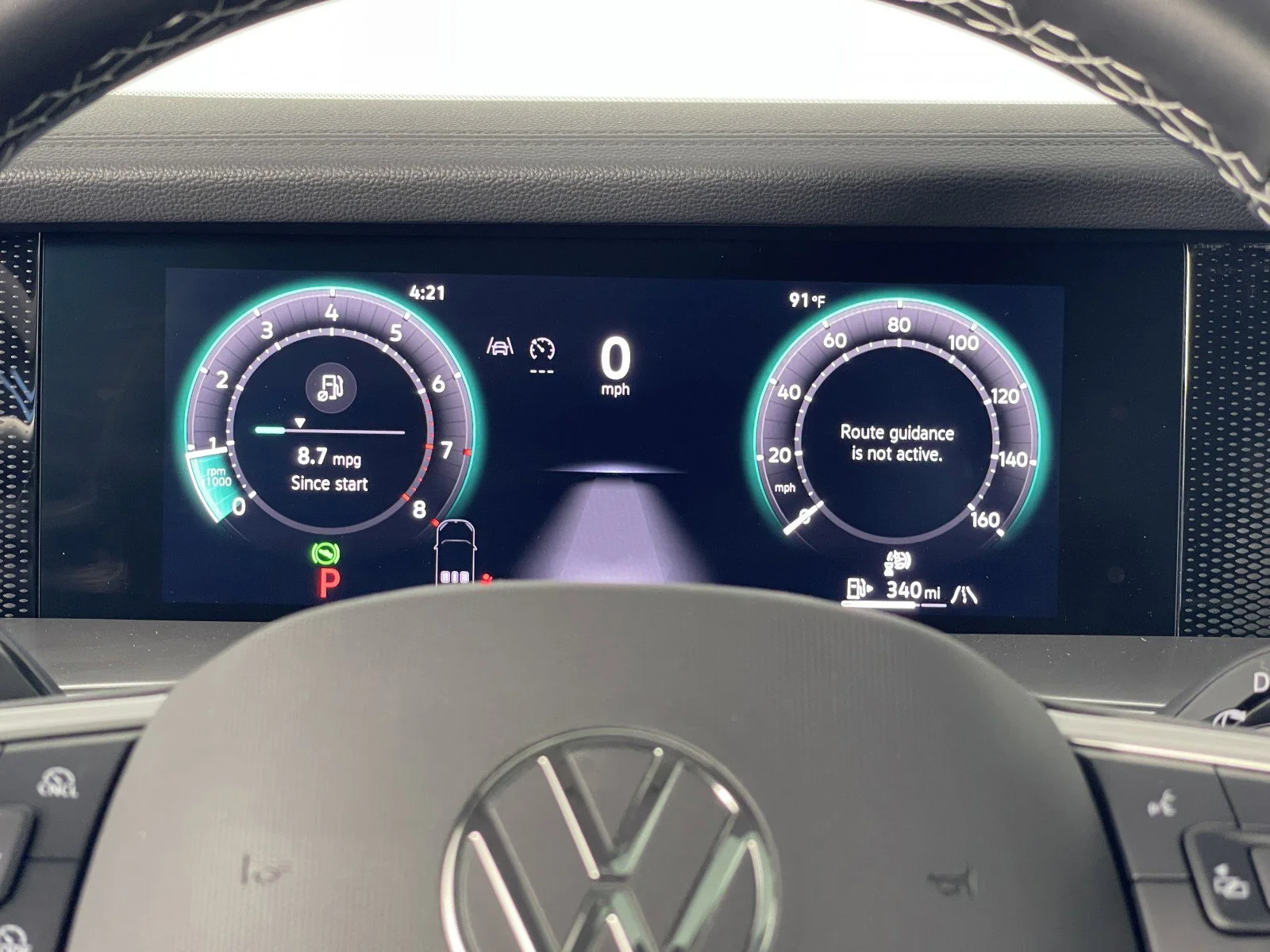 2025 Volkswagen Tiguan SE - Photo 25