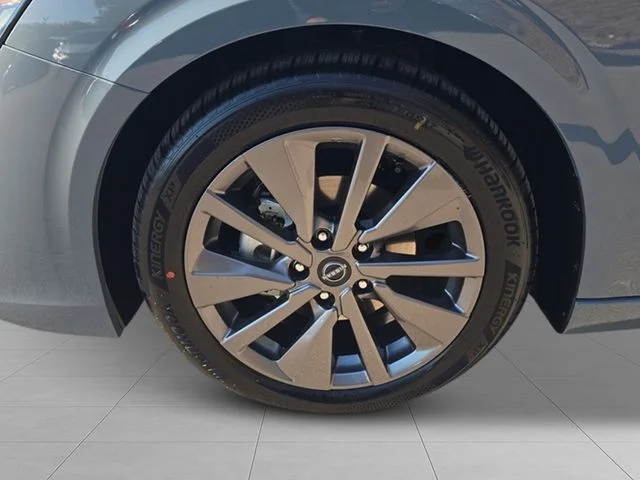 New 2026 Atlantic Gray Metallic Nissan SL image 10