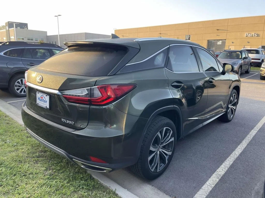 Used 2021 Nori Green Pearl Lexus  image 4
